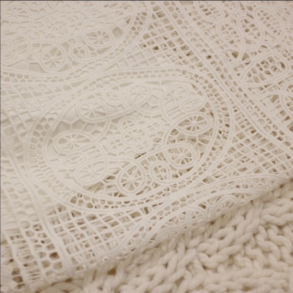 Bardot Versailles dress - Picture 3 of 3